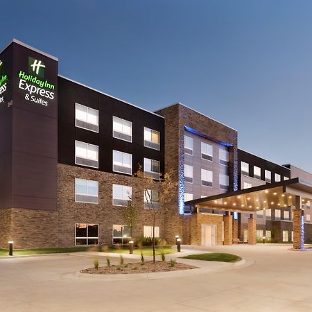 Holiday Inn Express & Suites - West Des Moines - Jordan Creek By Ihg Εξωτερικό φωτογραφία